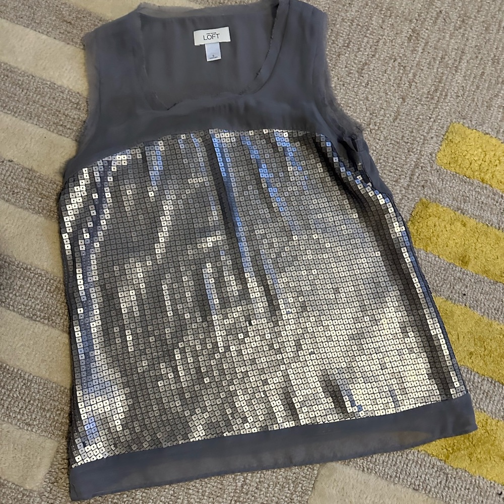 Ann Taylor Loft sequin top size small